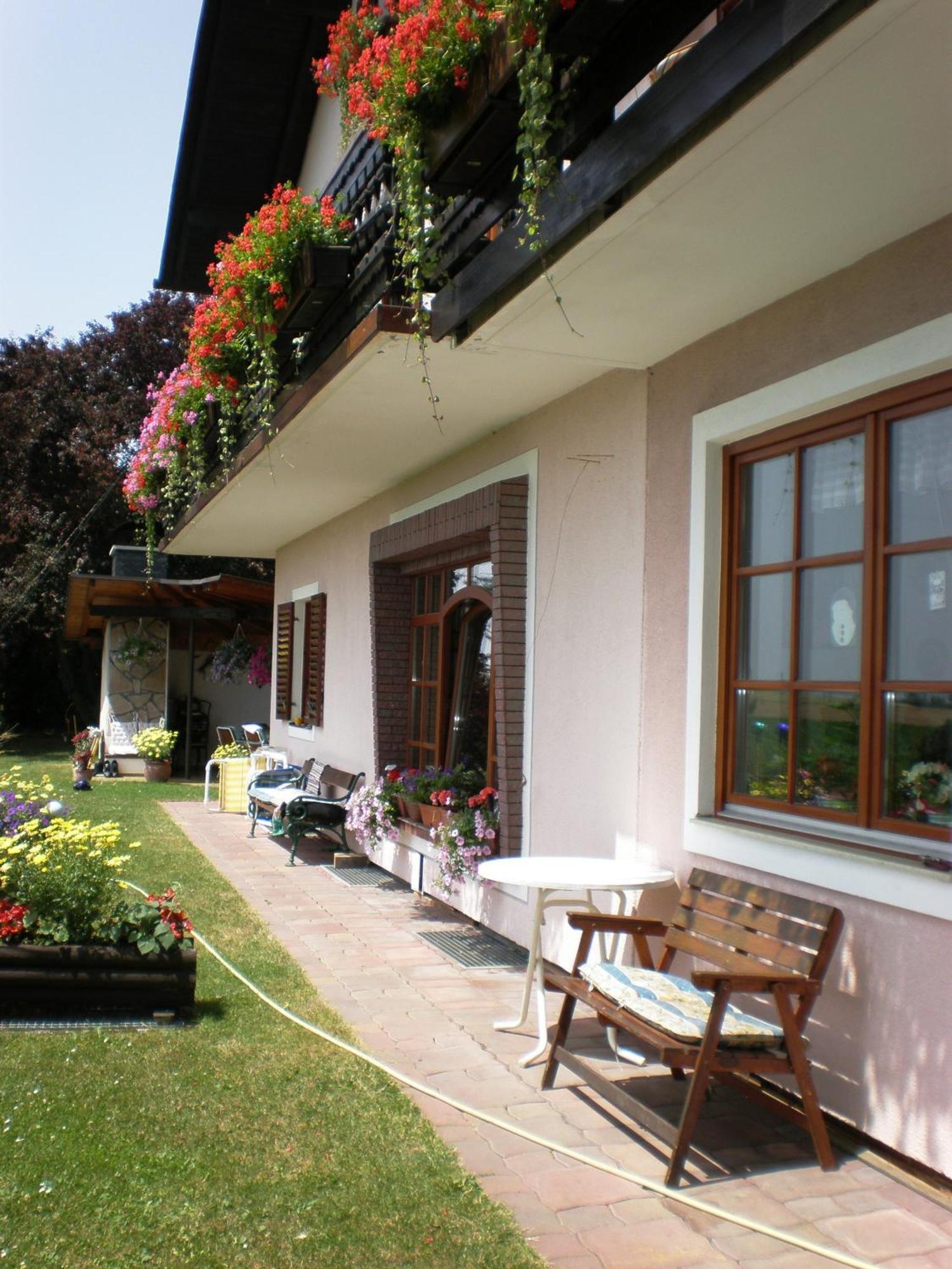 امرسدورف ان دير دو Haus Sundl - Privatzimmer المظهر الخارجي الصورة